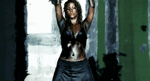  샤키라 in ‘La Tortura’ 음악 video