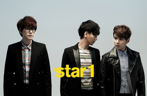 130305 @Star1 Official フェイスブック Update with Super Junior K.R.Y