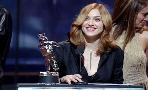  Madonna, Jennifer Lopez 1999