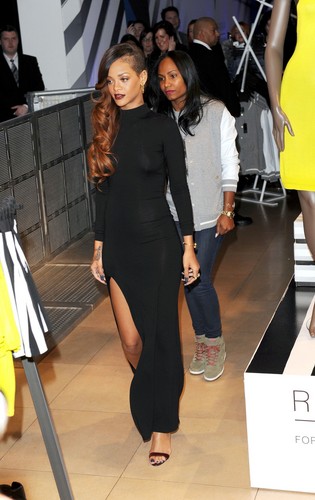 Rihanna – “River Island” Store Launch in London Pictures