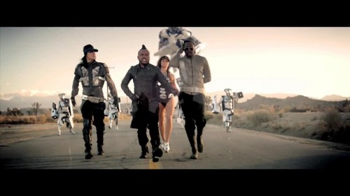 Black Eyed Peas - Imma Be Rocking That Body {Music Video}