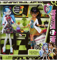 Cleo and Ghoulia - monster-high photo
