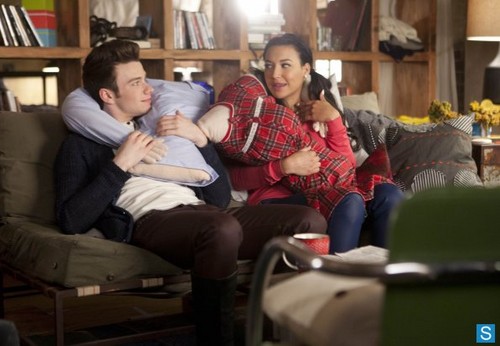 Glee - Episode 4.17 - Guilty Pleasures - New Stills 