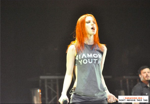 Paramore live at Mall of Asia Arena, Manila, Philiphines 15022013