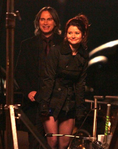  ♥Robert Carlyle and Emilie De Ravin♥