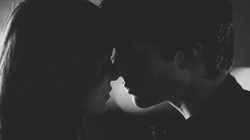  Damon & Elena 4x17<3