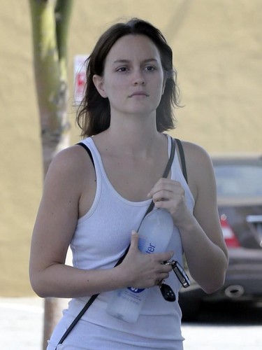 Leighton Meester Leaving a Yoga Class in L.A. - March 22, 2013