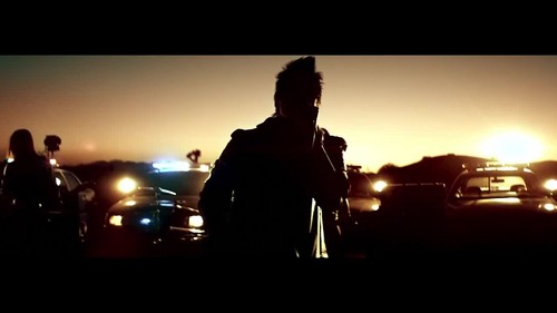  Papa Roach - No Matter What {Music Video}