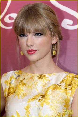 Taylor Swift!!
