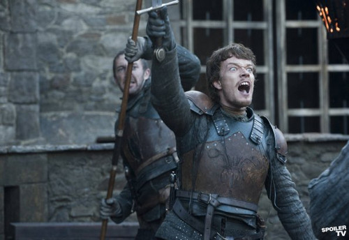  Theon Greyjoy in 'Valar Morghulis'