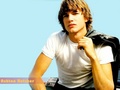 Ashton Kutcher - hottest-actors photo