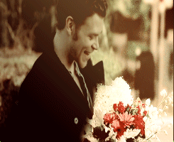 AU/ Little Klaroline obessions - His need to surprise her with flowers. In every way possible.