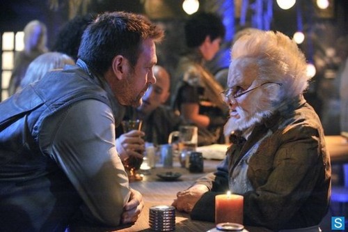  Defiance - Episode 1.02 - Down in the Ground Where the Dead Men Go - Promotional foto-foto