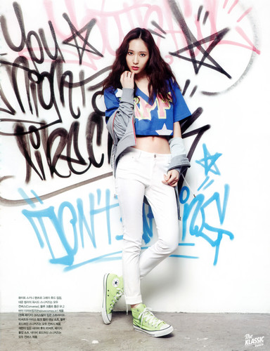  Krystal Jung - Vogue Girl April 2013