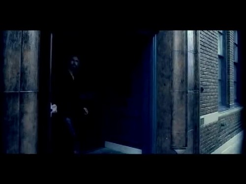  Nickelback - How u Remind Me {Music Video}