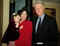 Paris With Her Father And Bill Clinton Back In 2002 - paris-jackson photo
