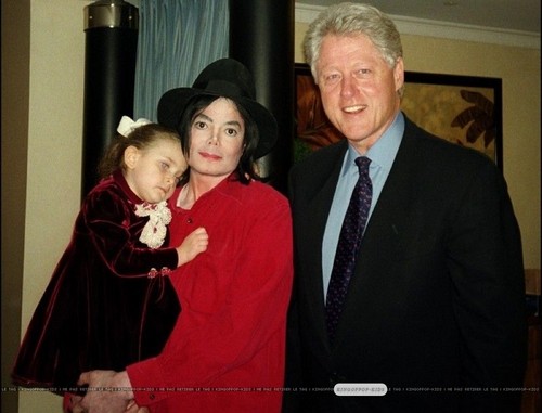  Paris With Her Father And Bill Clinton Back In 2002