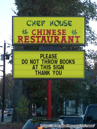  Do Not Throw libros At This Sign
