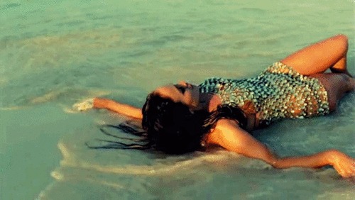  Jennifer Lopez in ‘I’m Into You’ Musik video