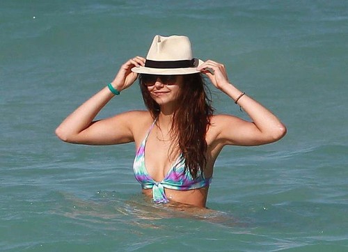  Nina in Miami