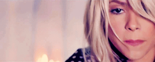  Шакира in ‘Addicted To You’ Музыка video