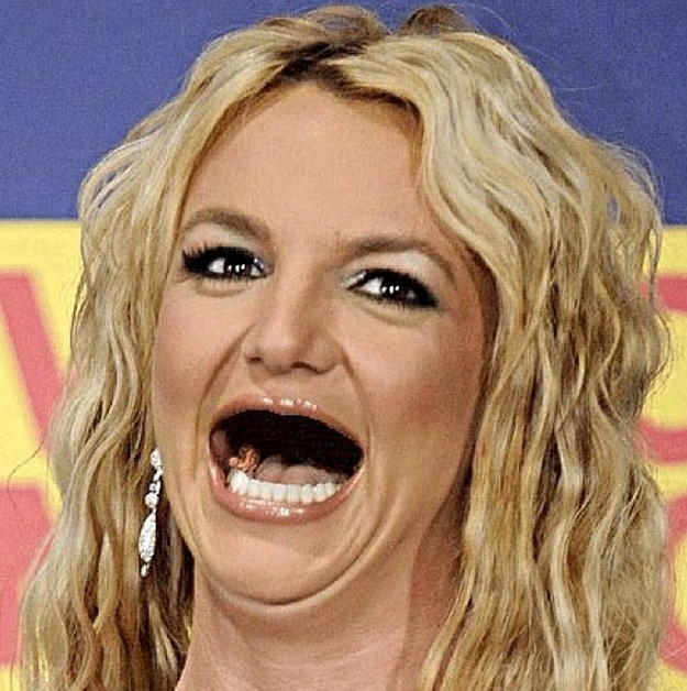 Celebs With No Teeth! Funny Celebrity Moments Photo