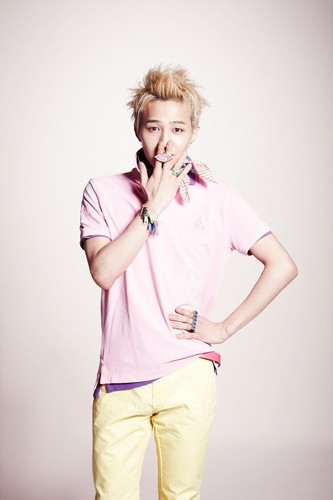  G-DRAGON for 콩 Pole [11.03.28]