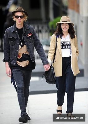  Jamie and Lily out in NYC (8th May 2013)