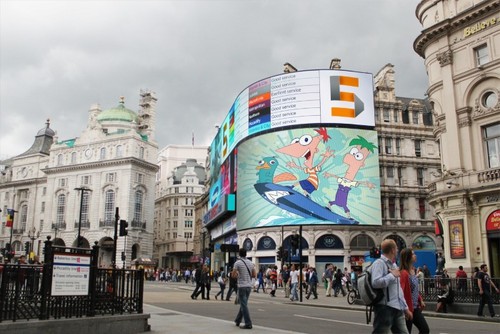  Phineas and Ferb in Piccadilly