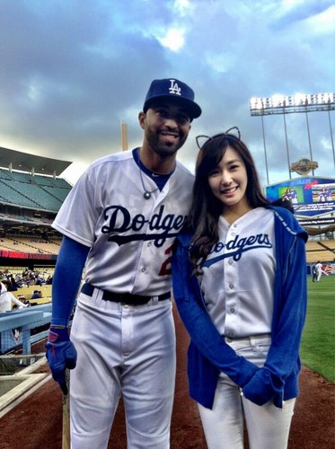 Tiffany Throws First Pitch for LA Dodgers