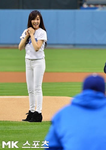  Tiffany's 1st pitch @ Dodger's Game