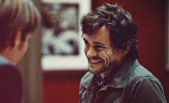 http://images6.fanpop.com/image/photos/34400000/Will-smiles-hannibal-tv-series-34420056-245-150.gif