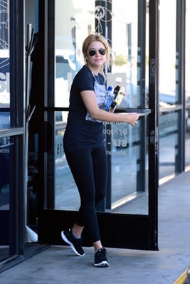  Leaving the Gym in Toluca Lake (May 14th, 2013)