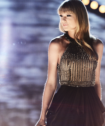 Taylor Swift ~♥