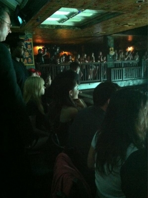  05.06.2013 - Ariana and Jennette McCurdy attend the Janoskians tamasha