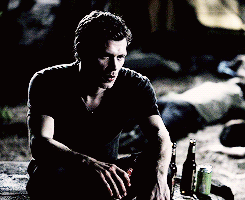 Klaus Mikaelson + Alcohol 