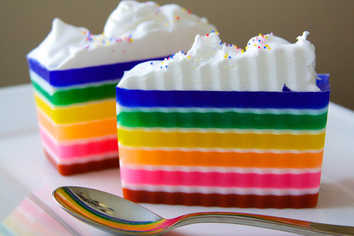 Sweet and Delish arco iris Cake