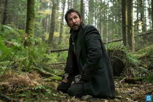  Falling Skies - Episode 3.05 - Suchen and Recover - Promotional Fotos