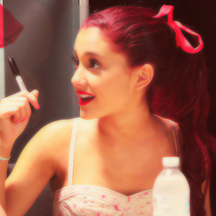  Ariana icon :)