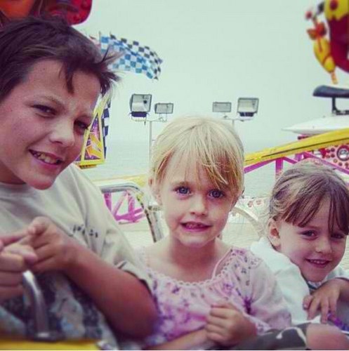  Fizzy with Lottie and Louis.