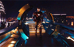  Tony Stark / the avengers