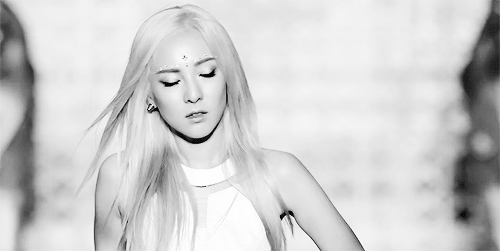  Dara - Falling In l’amour MV ~♥