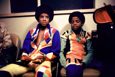  Michael And Younger Brother, Randy Backstage
