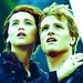 Peeta and Katniss - peeta-mellark-and-katniss-everdeen icon