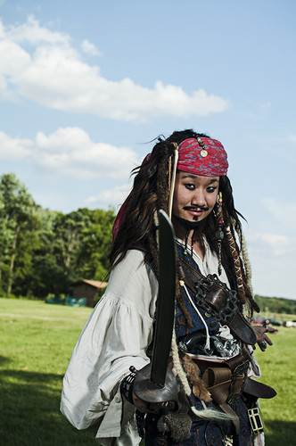  Captain Jack Sparrow Cosplay oleh SparrowStyle
