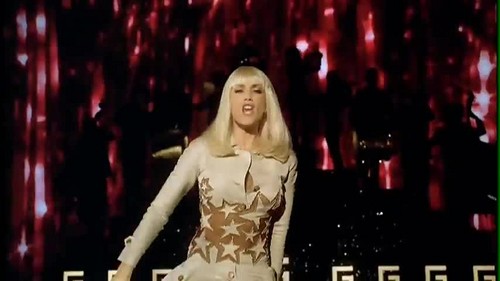 Gwen Stefani - Wind It Up {Music Video}