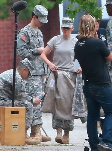  Kristen on set of Camp X-Ray