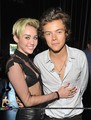 ❤ Miley Cyrus with Harry Styles at TEEN CHOICE AWARDS 2013 ❤  - one-direction photo