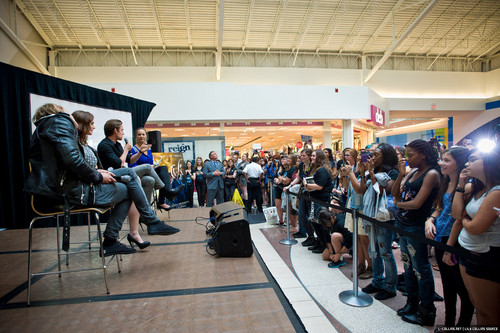 ‘THE MORTAL INSTRUMENTS’ cast at Chicago Ridge Mall (July 30, 2013)