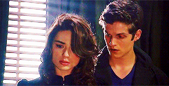  allison + issac in the girl who knew too much
